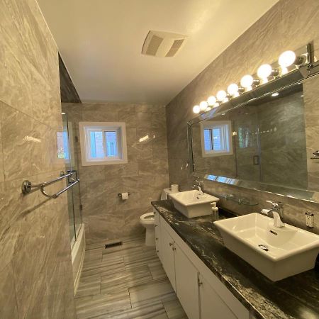 Yonge And Finch Subway !Q Spacious & Quiet Private Bdr With Shared Bathroom Τορόντο Εξωτερικό φωτογραφία